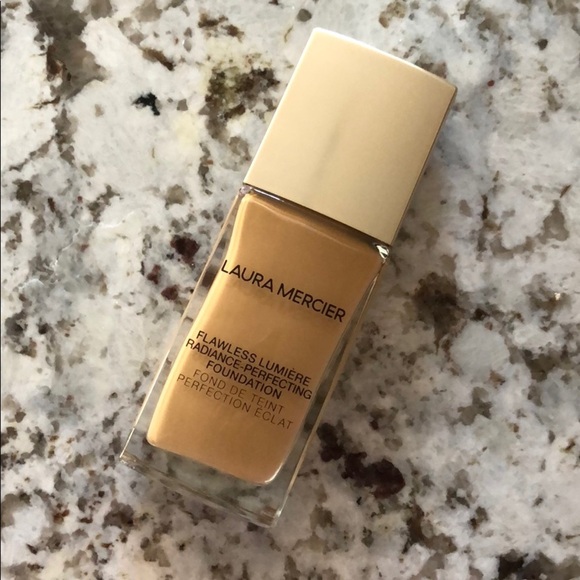 Laura mercier flawless lumiere foundation chai - Picture 1 of 2